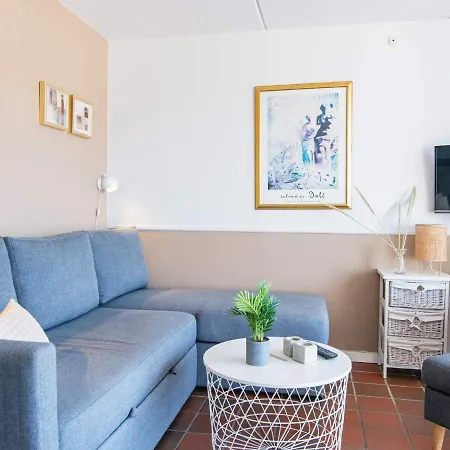 Apartment 4 Person In Fan *